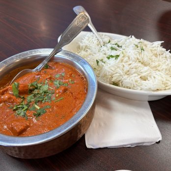Pizza N Curry - Chicken Tikka Masala, Chicken Tikka Pizza, Mango Lassi - Indian Near Me - Shorewood, Wisconsin Pizza N Curry - Chicken Tikka Masala, Chicken Tikka Pizza, Mango Lassi - Indian Near Me - Shorewood, Wisconsin