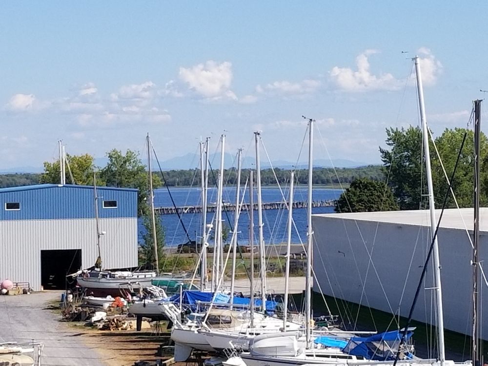 THE MARINA AT LIGHTHOUSE POINT Updated September 2024 Request