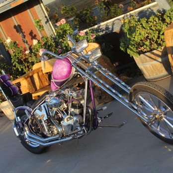 1. Lucky Mutha Cycles