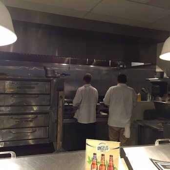 Il Baretto - View from the bar style seating area. Really cool to watch the chefs cook. - Pizza Near Me - Plantation, Florida