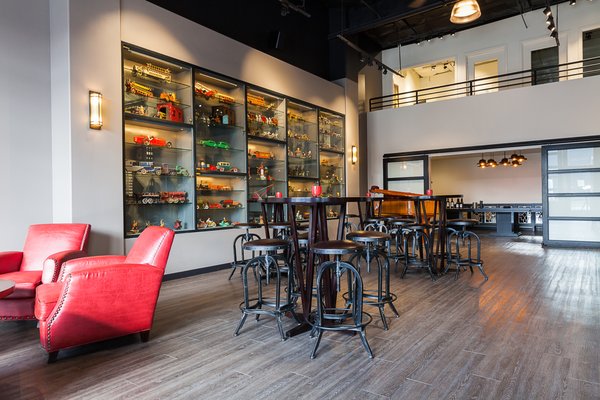 Nine Hats Wines by null