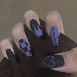 VIP Nails - This is the photo Shown to tech to copy