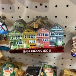 Tannenbaum Christmas Shop