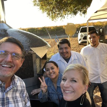 Pizza Lovers Sacramento - Pizza lovers near our vineyard ready to serve delicious wood-fired pizzas! - Pizza Near Me Pizza Lovers Sacramento - Pizza lovers near our vineyard ready to serve delicious wood-fired pizzas! - Pizza Near Me