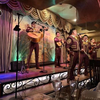 Casa Sanchez - The excellent mariachi - Mexican Near Me - Los Angeles, California