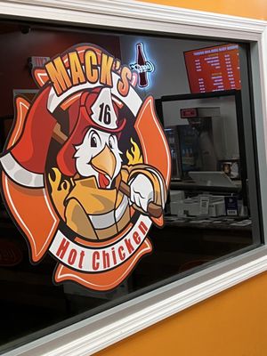 Mack’s Hot Chicken by null