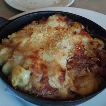 The Common Man Restaurant - Pulled pork mac - American Near Me - Lincoln, New Hampshire The Common Man Restaurant - Pulled pork mac - American Near Me - Lincoln, New Hampshire