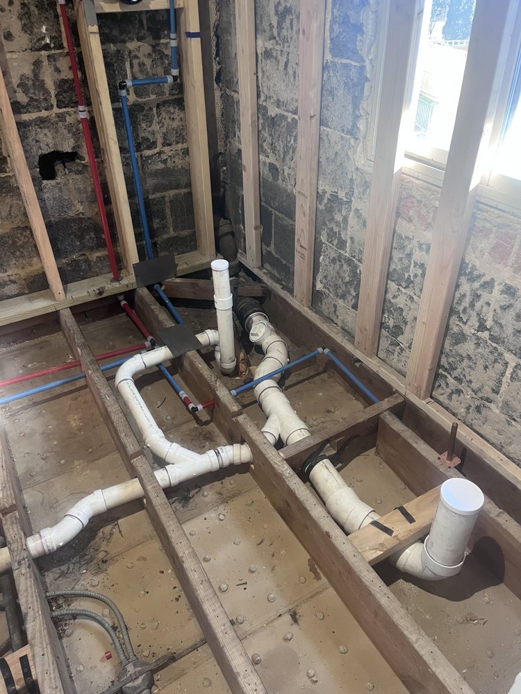 Slide of Mr Gomez Plumbing and Roofing