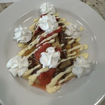 Rialto Cafe - Nutella strawberry crepes - Breakfast & Brunch Near Me - Fullerton, California Rialto Cafe - Nutella strawberry crepes - Breakfast & Brunch Near Me - Fullerton, California
