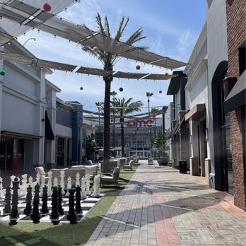 The District at Tustin Legacy photo 10