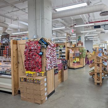 Trader Joe's - Grocery Near Me - Queens, New York Trader Joe's - Grocery Near Me - Queens, New York