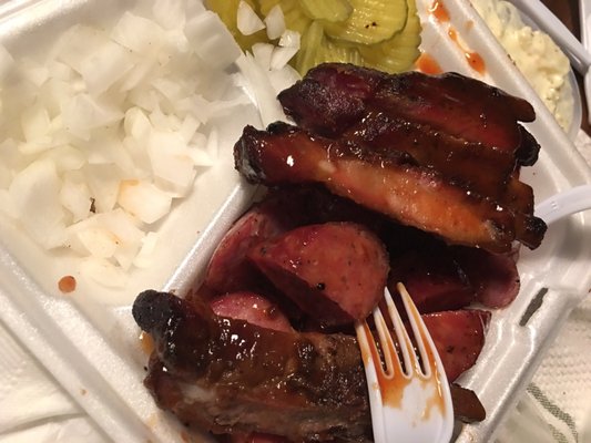 Bar-B-Que Hut by null