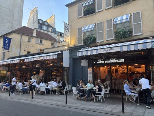 Huguette, Bistro de la mer by null