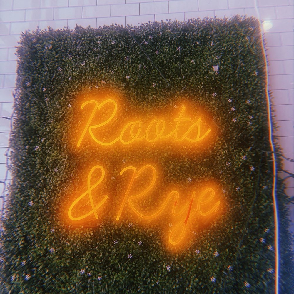 Roots & Rye - Interior - Acai Bowls Near Me - Los Angeles, California