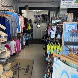 Boss Frog's Snorkel, Bike, & Beach Rentals - Kapaa - Inside getting snorkeling gear