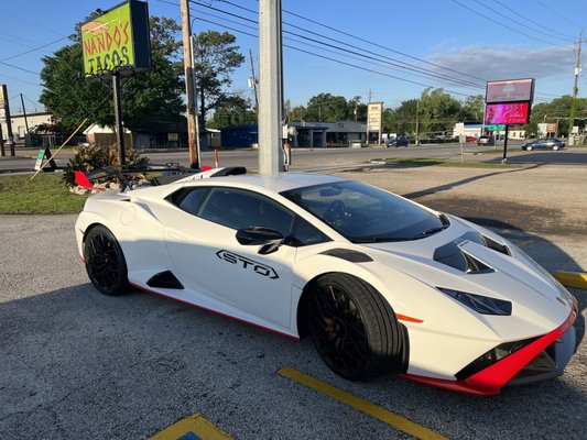 Nando's Tacos by null