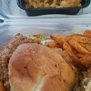 Chef Smelly's - Catfish Po'Boy,Cajon Fries, Mac&Cheese More than enough for 2! - Cajun/Creole Near Me - Oakland, California
