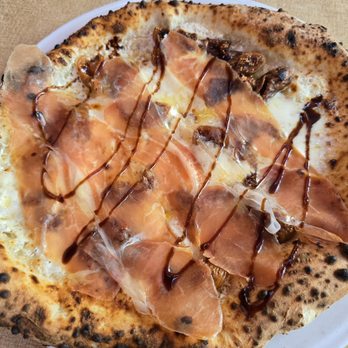 Spacca Napoli - Prosciutto e Fichi ($23, gorgonzola & mascarpone cream, fior di latte, prosciutto crudo, fresh figs, fig glaze) - Pizza Near Me - Chicago, Illinois Spacca Napoli - Prosciutto e Fichi ($23, gorgonzola & mascarpone cream, fior di latte, prosciutto crudo, fresh figs, fig glaze) - Pizza Near Me - Chicago, Illinois