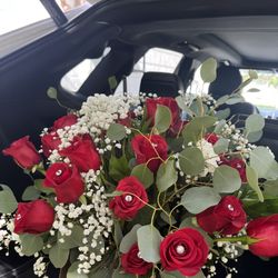Cindy's Flowers & Gifts
