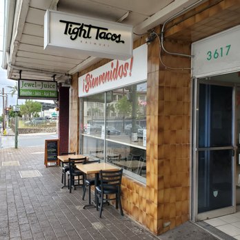 Tight Tacos Kaimuki - Entrance area of Tight Tacos. - Tacos Near Me - Honolulu, Hawaii Tight Tacos Kaimuki - Entrance area of Tight Tacos. - Tacos Near Me - Honolulu, Hawaii