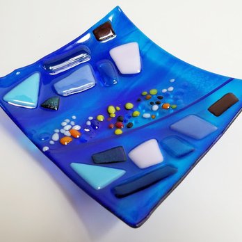 Delicious Glass Fusing Studio - Delicious Glass Class - a 6 year old student's piece!!!!  Yup, 6!!!! - Art Galleries Near Me - Lowell, Massachusetts