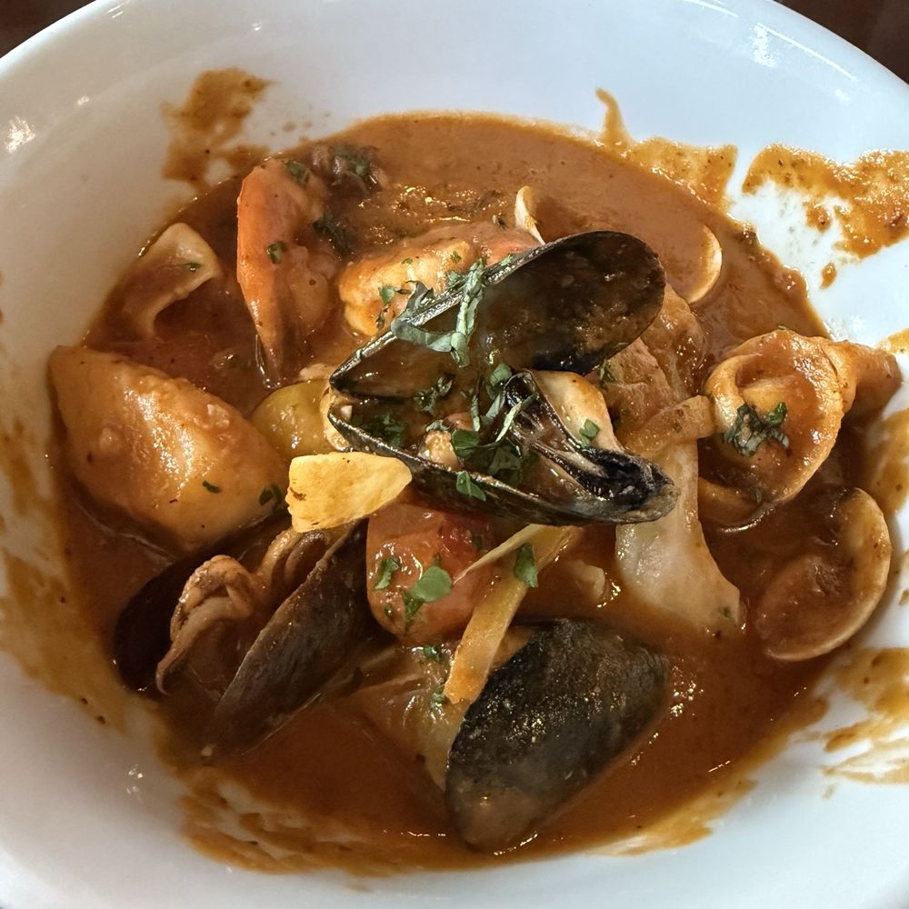 Lombard's Seafood Grille - Ocean bowl - Seafood Near Me - Orlando, Florida
