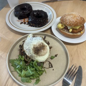 Nana’s Mystic - Mushroom toast, sourdough donuts, house breakfast sandwich - Bakeries Near Me - Mystic, Connecticut Nana’s Mystic - Mushroom toast, sourdough donuts, house breakfast sandwich - Bakeries Near Me - Mystic, Connecticut