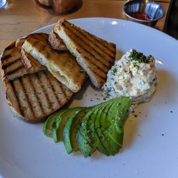 Towne Grill - Pacific Dip - New American Near Me - Fort Worth, Texas