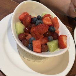 Seasonal Fruit Medley** *** Seasonal Fruit Medley** ***