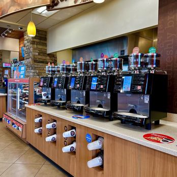RaceTrac - a coffee machine in a coffee shop - Gas Stations Near Me - Lakeland, Florida RaceTrac - a coffee machine in a coffee shop - Gas Stations Near Me - Lakeland, Florida