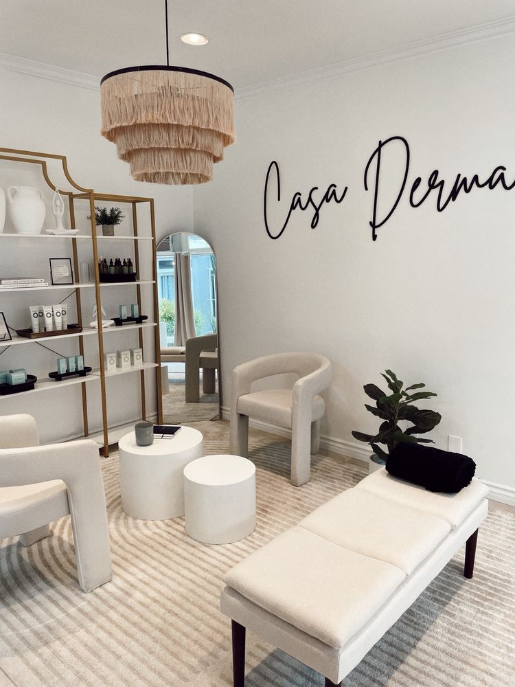 Casa Derma Logo
