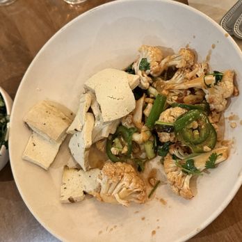 Flower Child - Tofu with Kung Pow Cauliflower and Kale Salad - Salad Near Me - Bethesda, Maryland