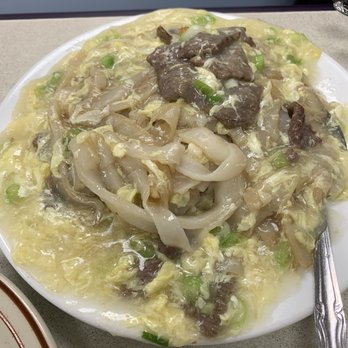 Top Cafe - Beef & Egg Chow Fun (Lunger Sauce) - Chinese Near Me - San Jose, California