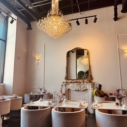 Lily's & Elise Tea House