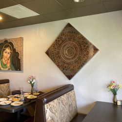Maharajah India Cuisine - Inside