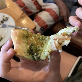 Flatbread Company - Pesto pizza - Pizza Near Me - Paia, Hawaii