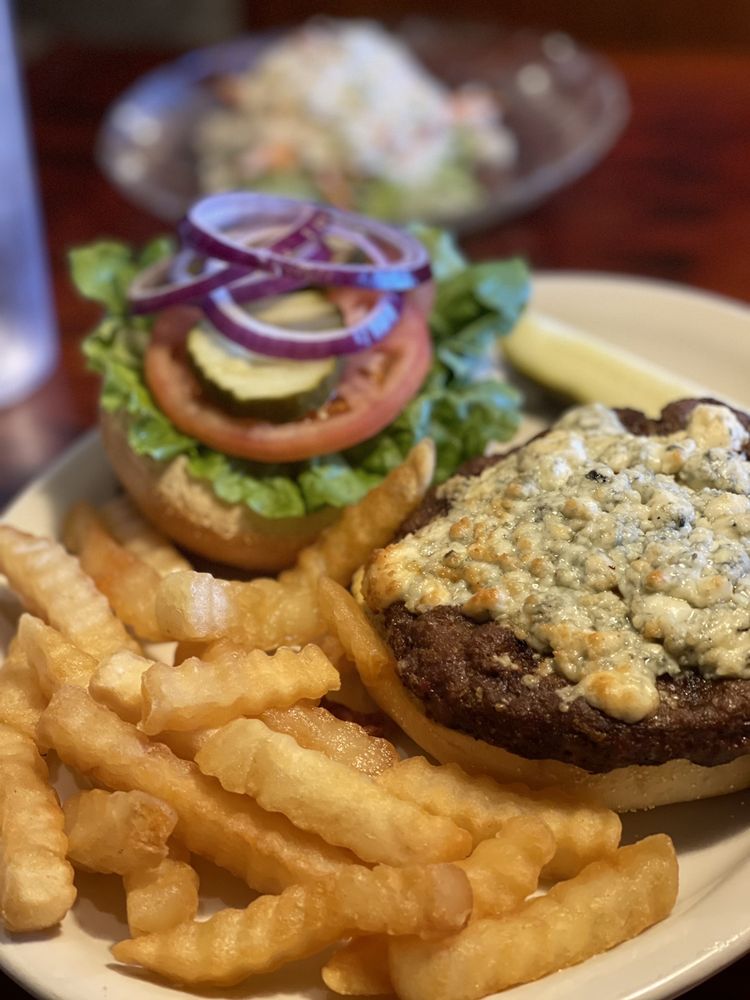 The Cotton Exchange Seafood Grill & Tavern, Savannah Roadtrippers