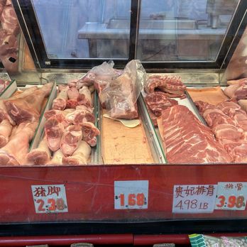 Wah Hang Market 2 - 1.68 a pound of ground pork we bought. - Grocery Near Me - Oakland, California Wah Hang Market 2 - 1.68 a pound of ground pork we bought. - Grocery Near Me - Oakland, California