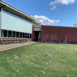 Parkwood Park - Side of community center