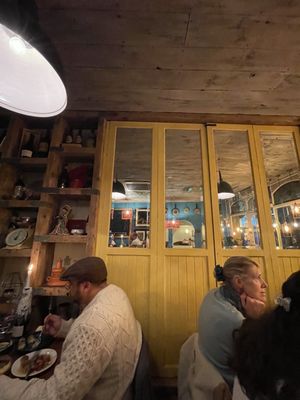 Cava Bodega by null