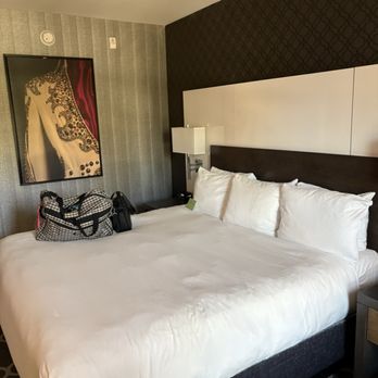 The Guest House At Graceland - Hotels Near Me - Memphis, Tennessee The Guest House At Graceland - Hotels Near Me - Memphis, Tennessee