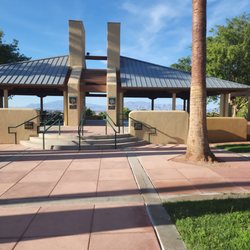 The Hills Park - Picnic area, real grass