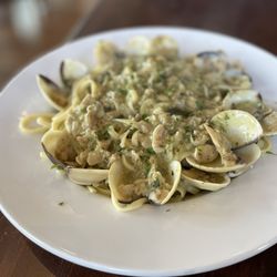 Grandpa Tony’s Wood Fired Pizza - Linguine Clam Sauce