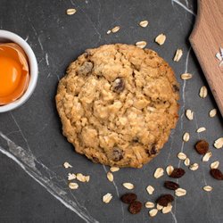 If you are craving a cookie, Peqish's homestyle cookies are a smarter choice. We use Butter...NOT margarine or palm oil.