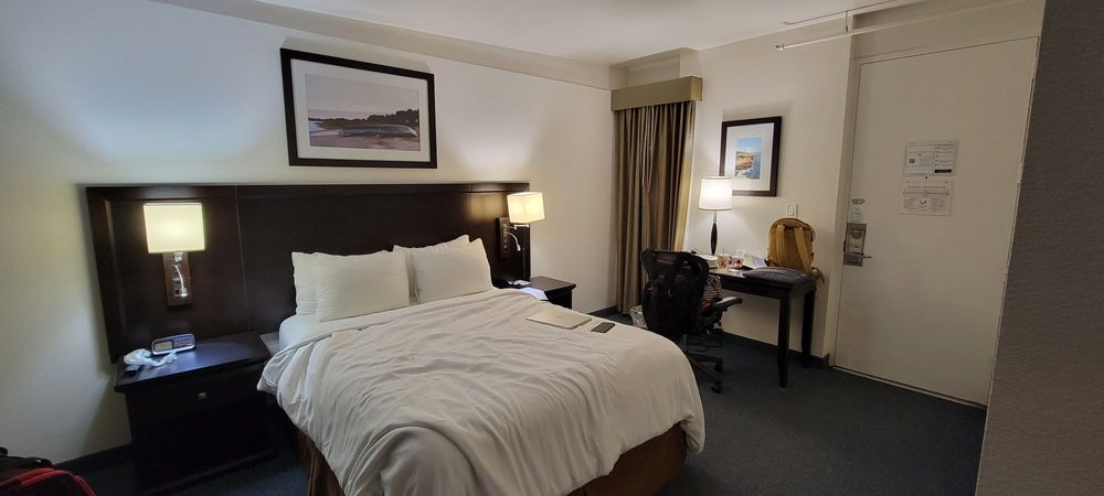 Navy Gateway Inn and Suites
