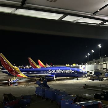 Bradley International Airport - Ready to fly - Airports Near Me - Windsor Locks, Connecticut Bradley International Airport - Ready to fly - Airports Near Me - Windsor Locks, Connecticut