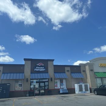 Road Ranger - Gas Stations Near Me - Ottawa, Illinois