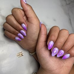 Timeless Beauty Bar - Gel X with airbrush and aura designs