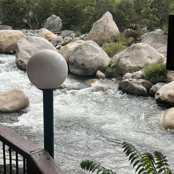 Gateway Restaurant & Lodge - New American Near Me - Three Rivers, California Gateway Restaurant & Lodge - New American Near Me - Three Rivers, California