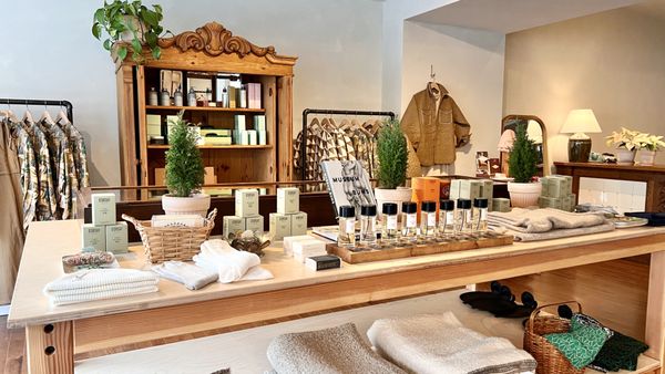 river shoppe by null